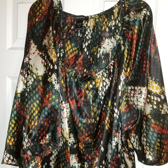 Bottom Tie Multi Colored Blouse - Picture 2 of 3