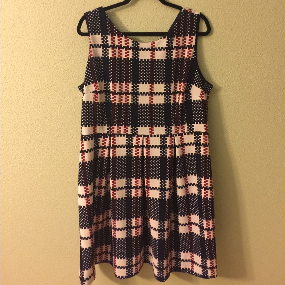 Gorgeous skater dress.