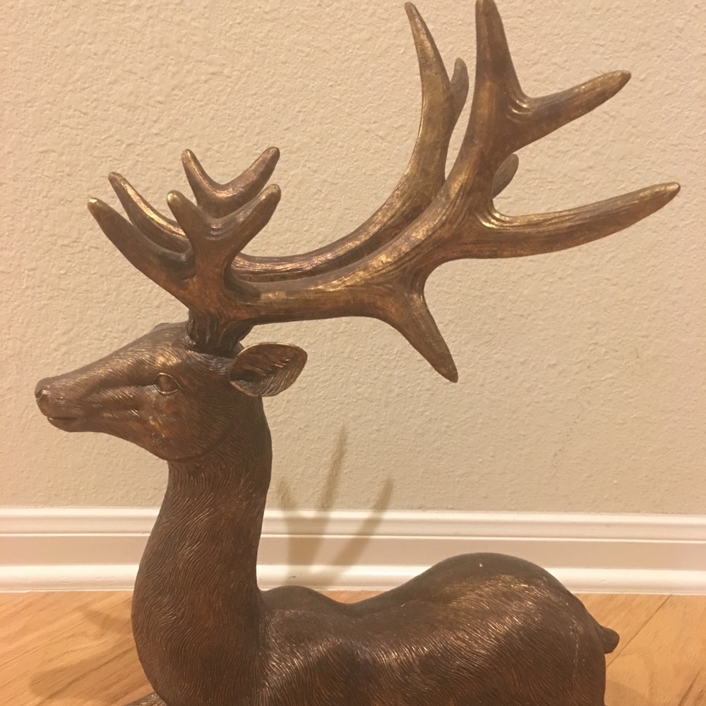 Deer statue home decor