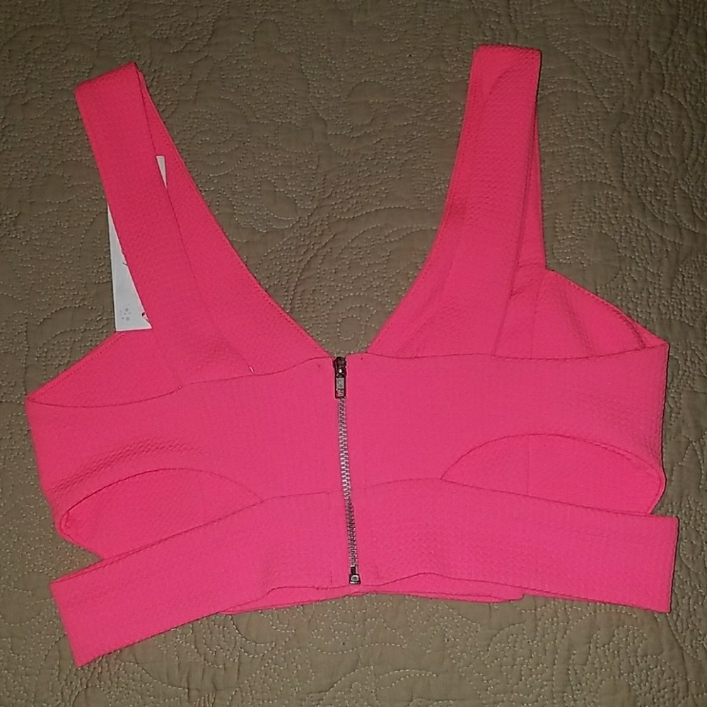 Crop top - Picture 2 of 2