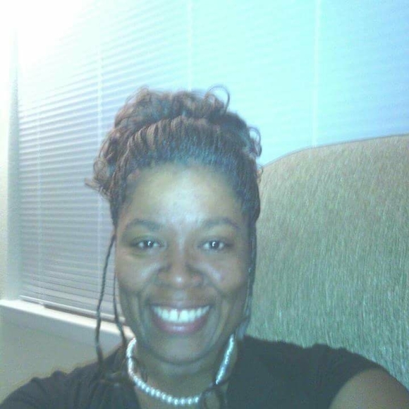 Meet your Posher, Donna - Picture 1 of 1