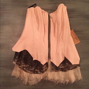 NWT 6126 Sz S Pink Bustier w/underlays