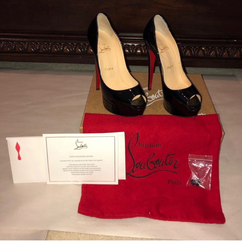 Christian Louboutin Size 7 Lady Peep