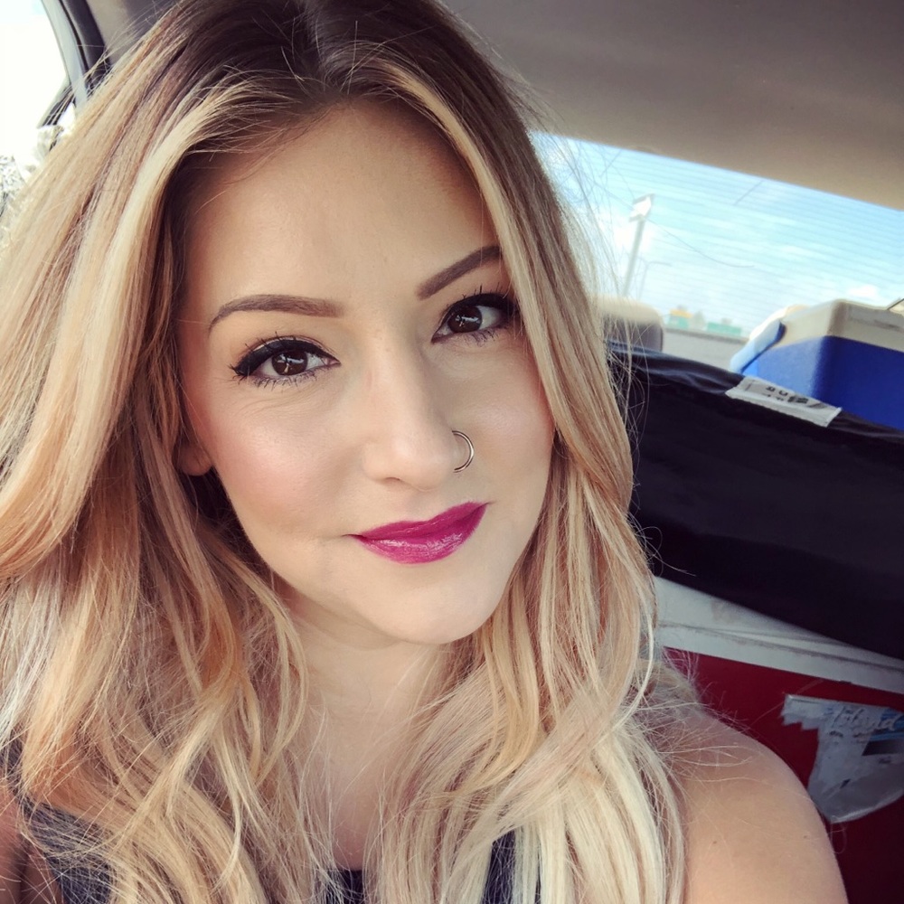 Meet your Posher, Becky