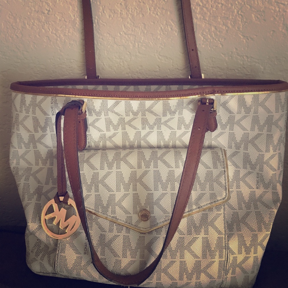 Micheal Kors Bag