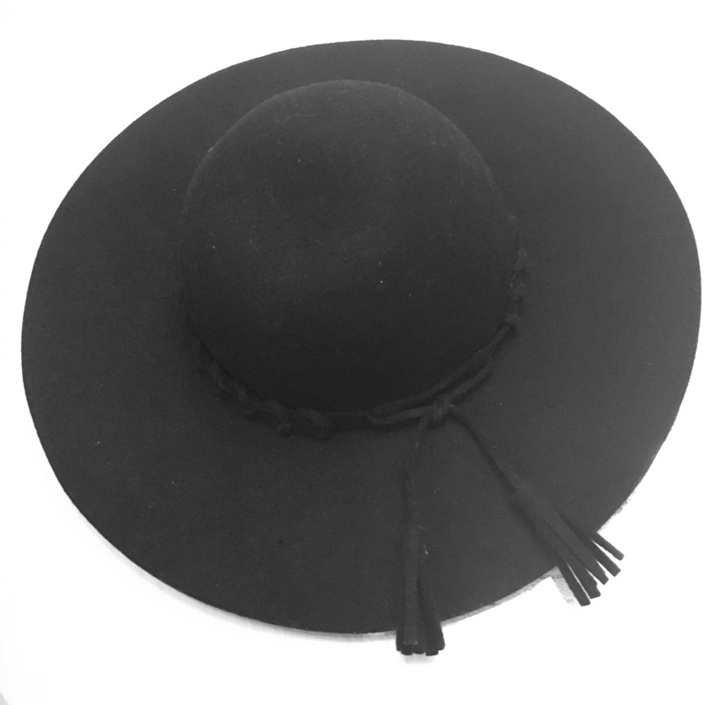 Black wide brim hat