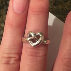 Heart Knot James Avery ring size 7.5