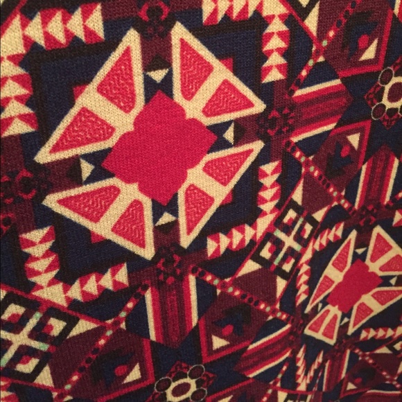 LuLaRoe Patterned Sarah Cardigan - Picture 2 of 5