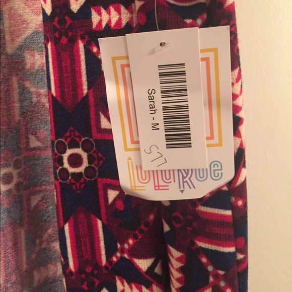 LuLaRoe Patterned Sarah Cardigan - Picture 3 of 5