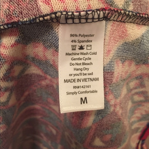 LuLaRoe Patterned Sarah Cardigan - Picture 4 of 5