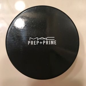 Mac translucent setting powder