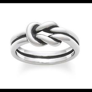 Lovers Knot James Avery ring size 6.5