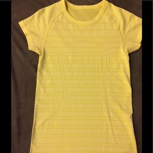 Lululemon swiftly short sleeve shirt