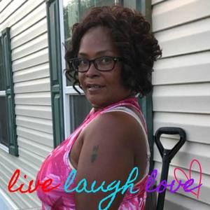 Meet your Posher, Vicki