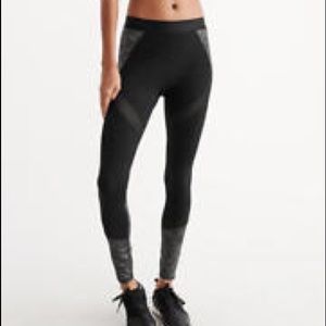 Abercrombie & Fitch Active Space Dye Leggings