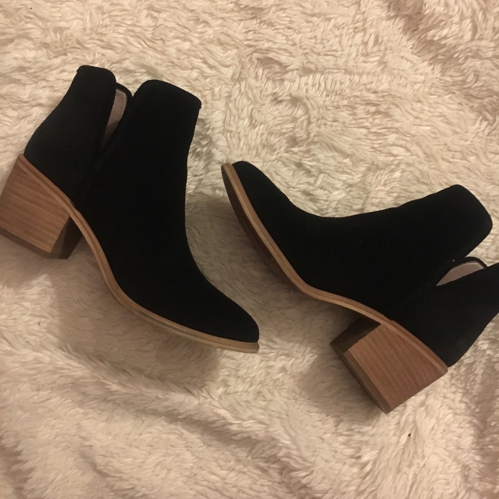 Hinge black suede ankle booties