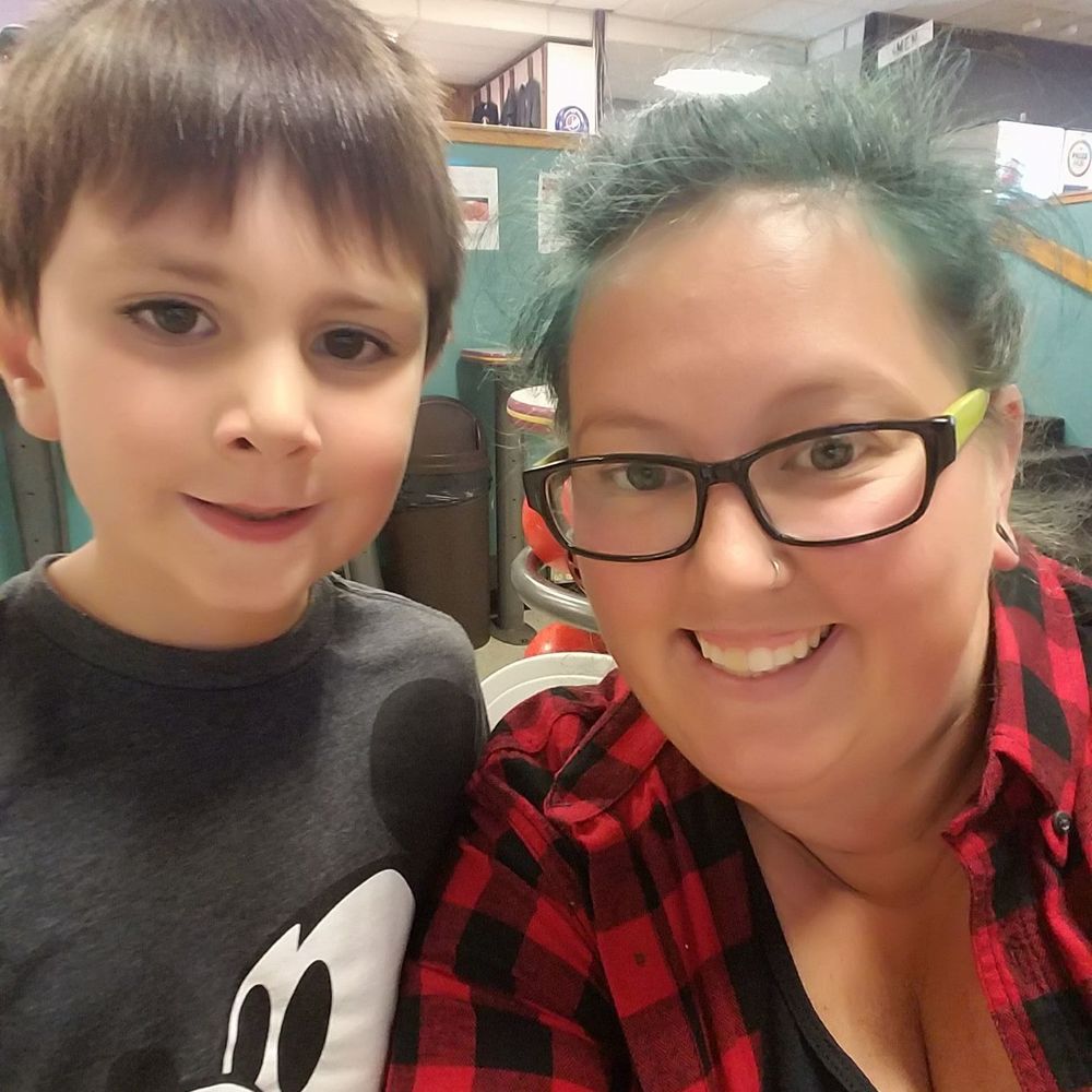 Meet your Posher, Casey