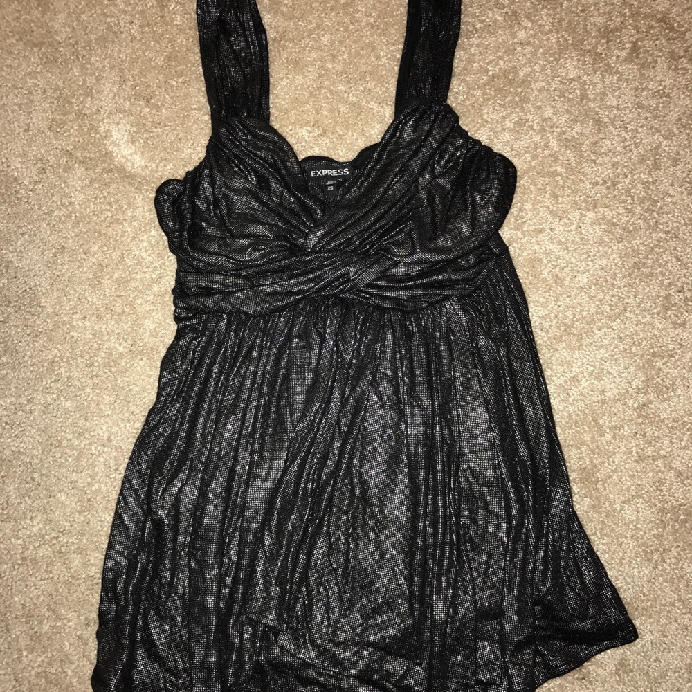Cute grey shimmer top!