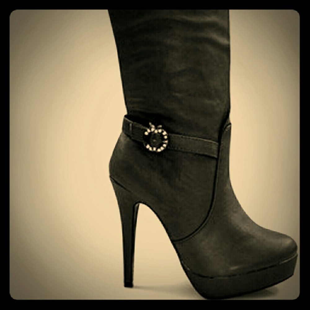Apple bottom stiletto Boots