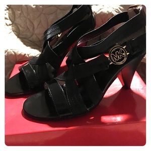 Black beautiful woman dress shoes use  once
