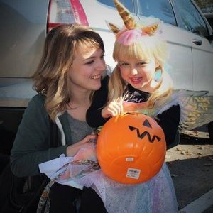 Meet your Posher, Taylor