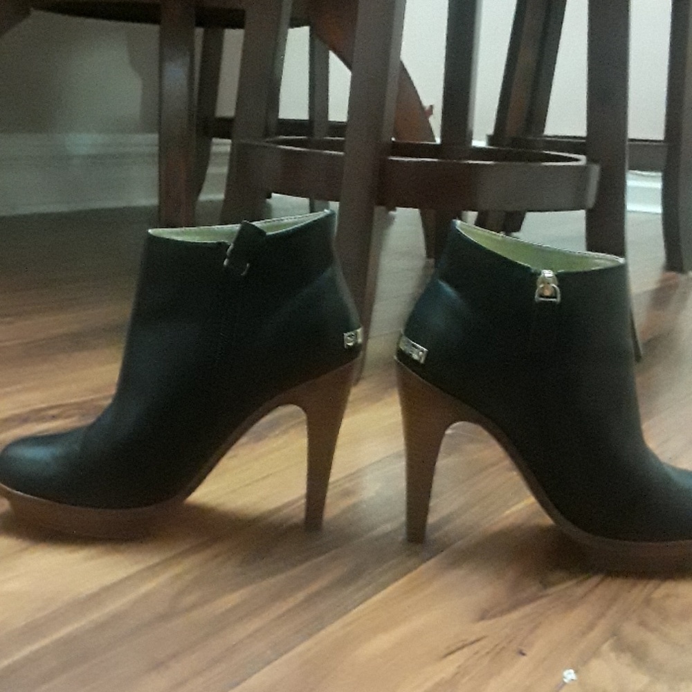 Elaine Turner leather booties just resoled