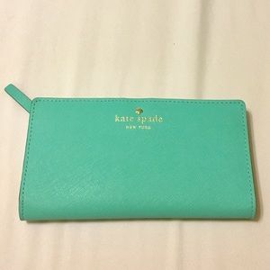 Beautiful Kate Spade Mikas Pond Stacy Wallet!