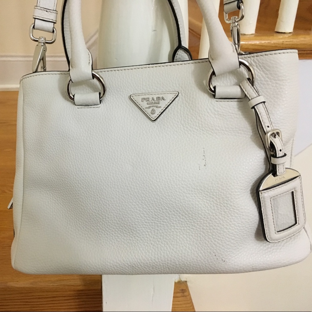 Prada vitello daino tote bag/crossbody in white
