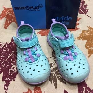 Stride rite phibian play shoes
