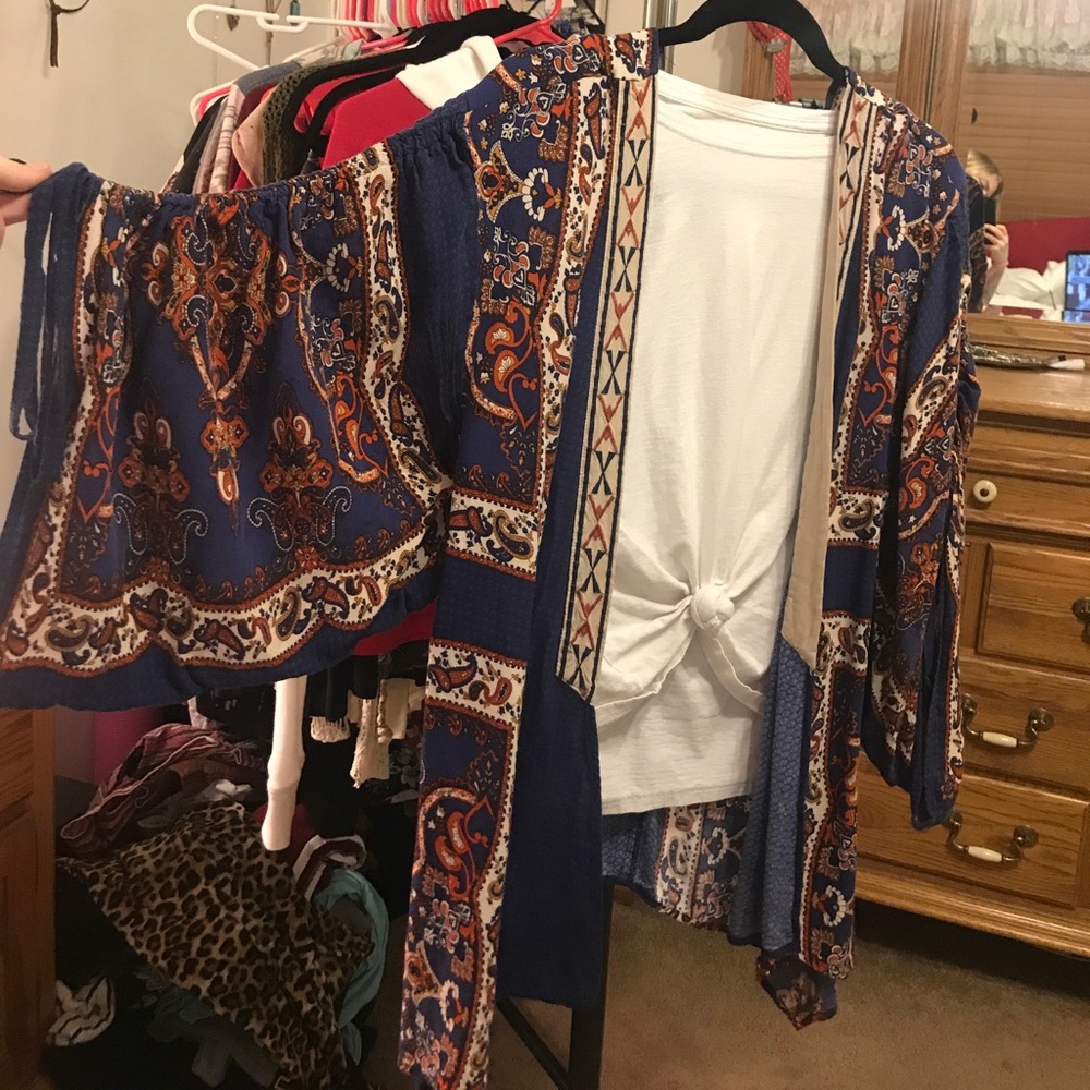 CLOSET CLEAR OUT!!! MAKE AN OFFER! ✨