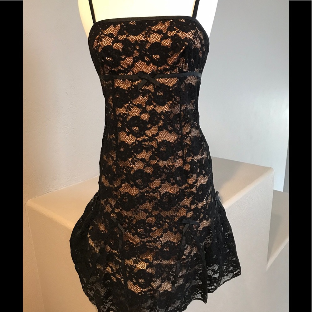 Laundry by Shelie Holiday dress