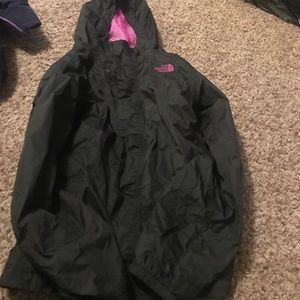 Kids windbreaker north face
