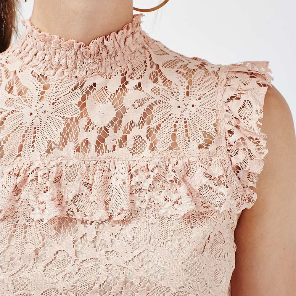 NWT TOPSHOP Pink Lace Ruffle High Neck Blouse 🌸