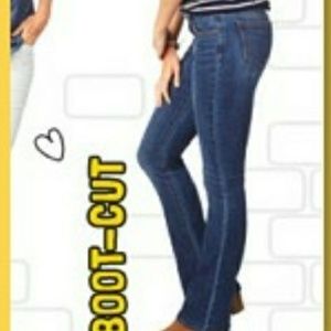 The Sweetheart bootcut jeans