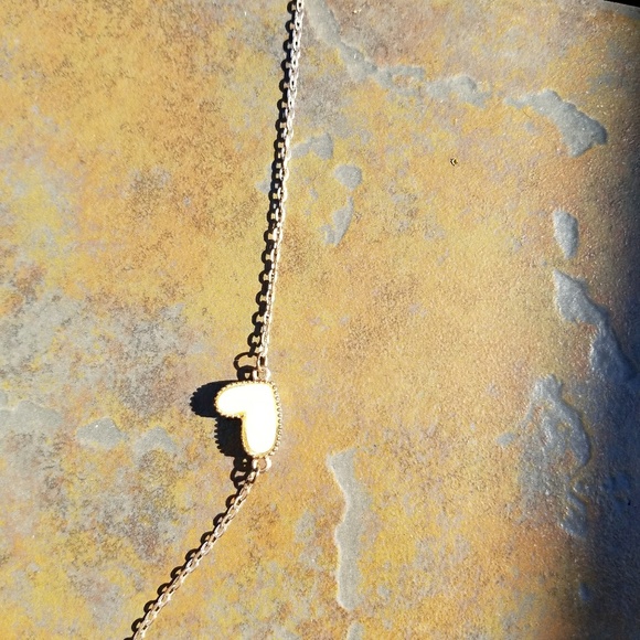 DONATED. Vintage goldtone set - Picture 2 of 5