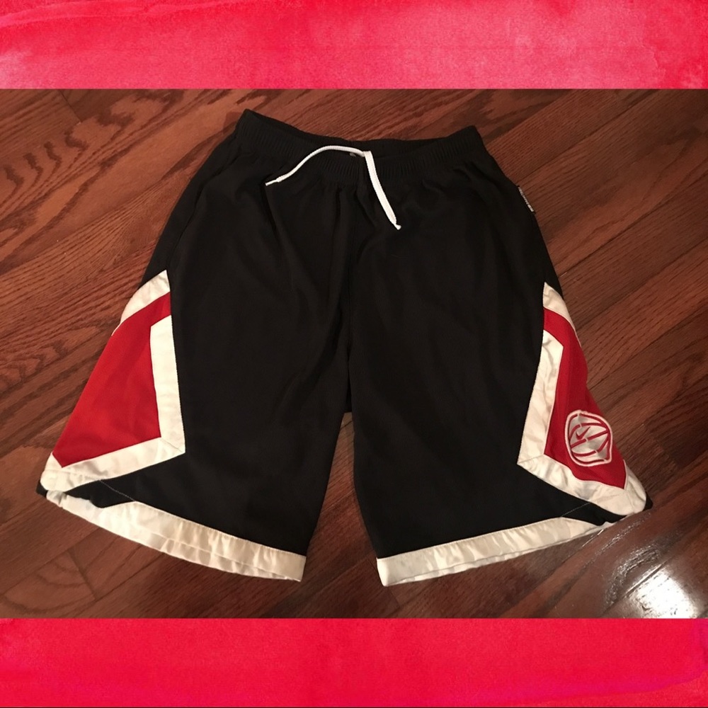 Boy's Nike basketball shorts