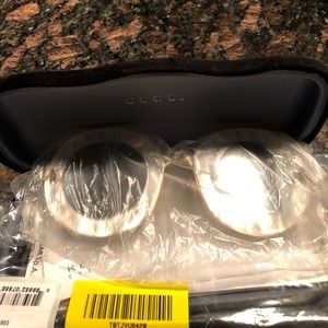 Brand new Gucci sunglasses