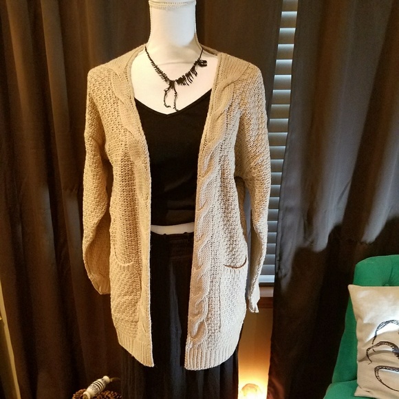 💖SALE💖Knit Light Brown Sweater with Pockets - Picture 3 of 4