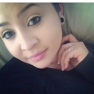 Meet your Posher, Jannette