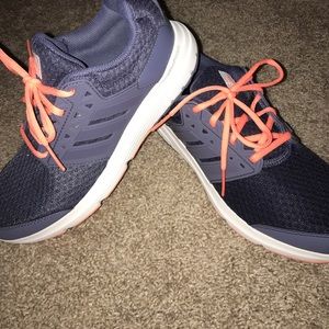 LIKE NEW Adidas Cloudfoam Shoes