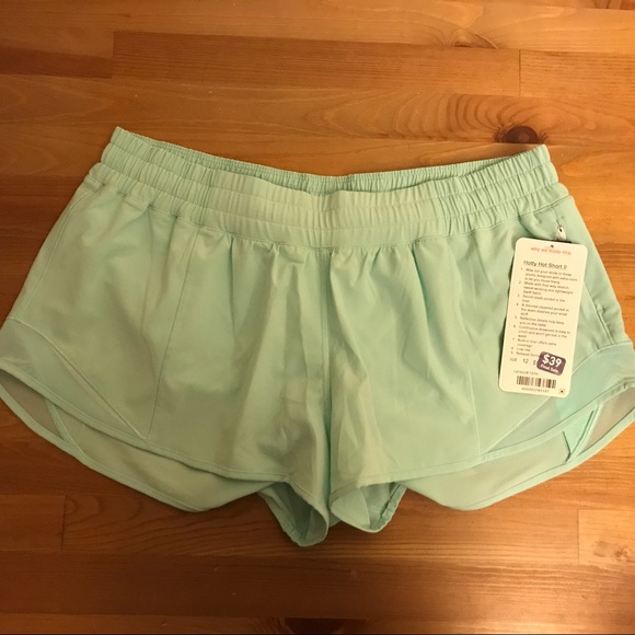 lululemon athletica Pants - Lululemon Hotty Hot short II NWT
