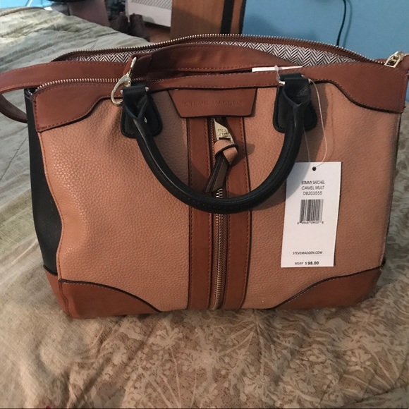 Steve Madden Handbags - Steve Madden brown and black purce