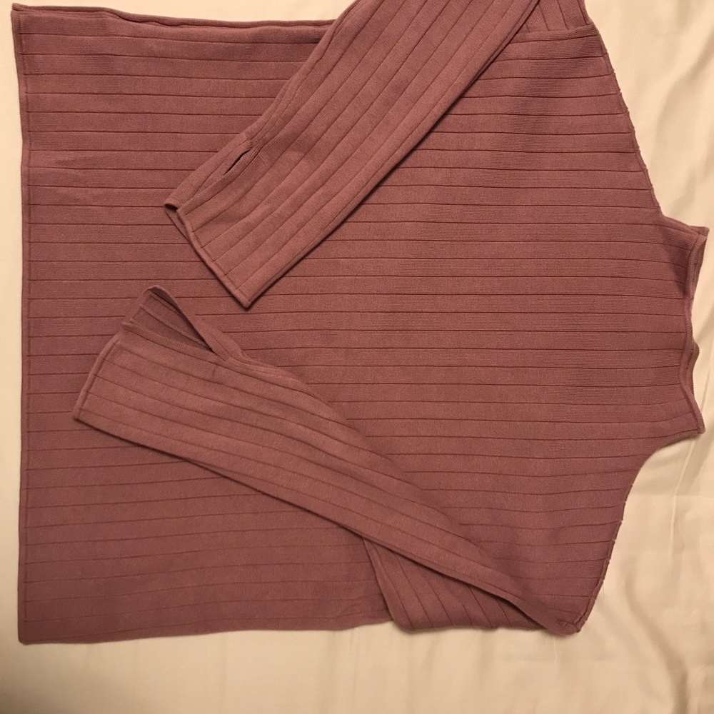 Japanese Brand - Pale pinkish sweater