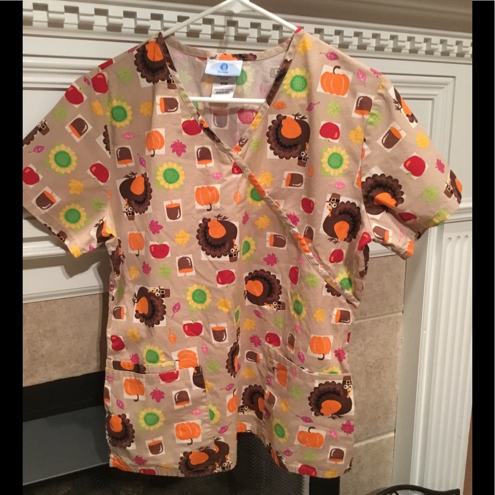 Small Fall, Thanksgiving Scrub top