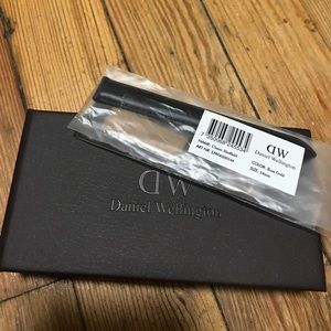 Daniel Wellington Petite Sheffield Watch Band 32MM