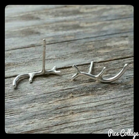 Sold - Picture 2 of 6