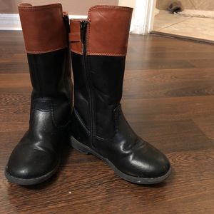 Kid size 10 boots