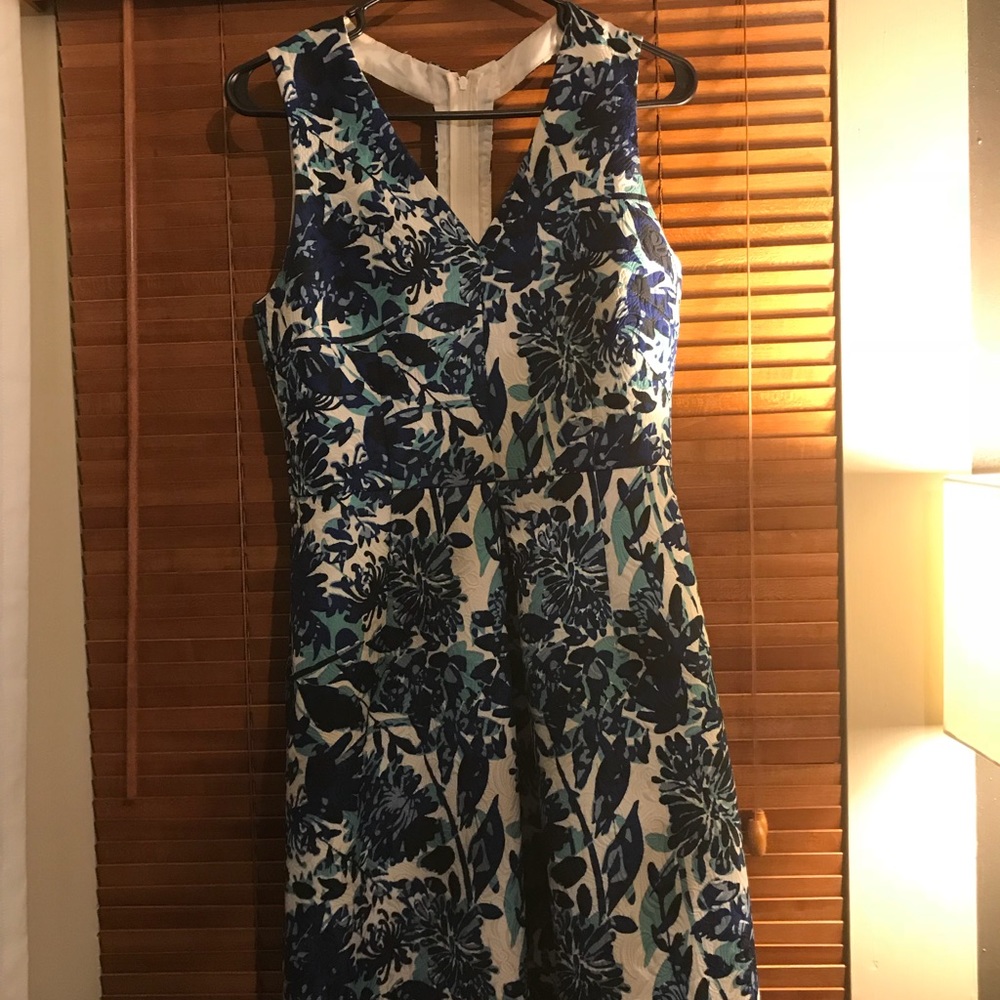 H&M blue and white patterned dress.  Worn once.