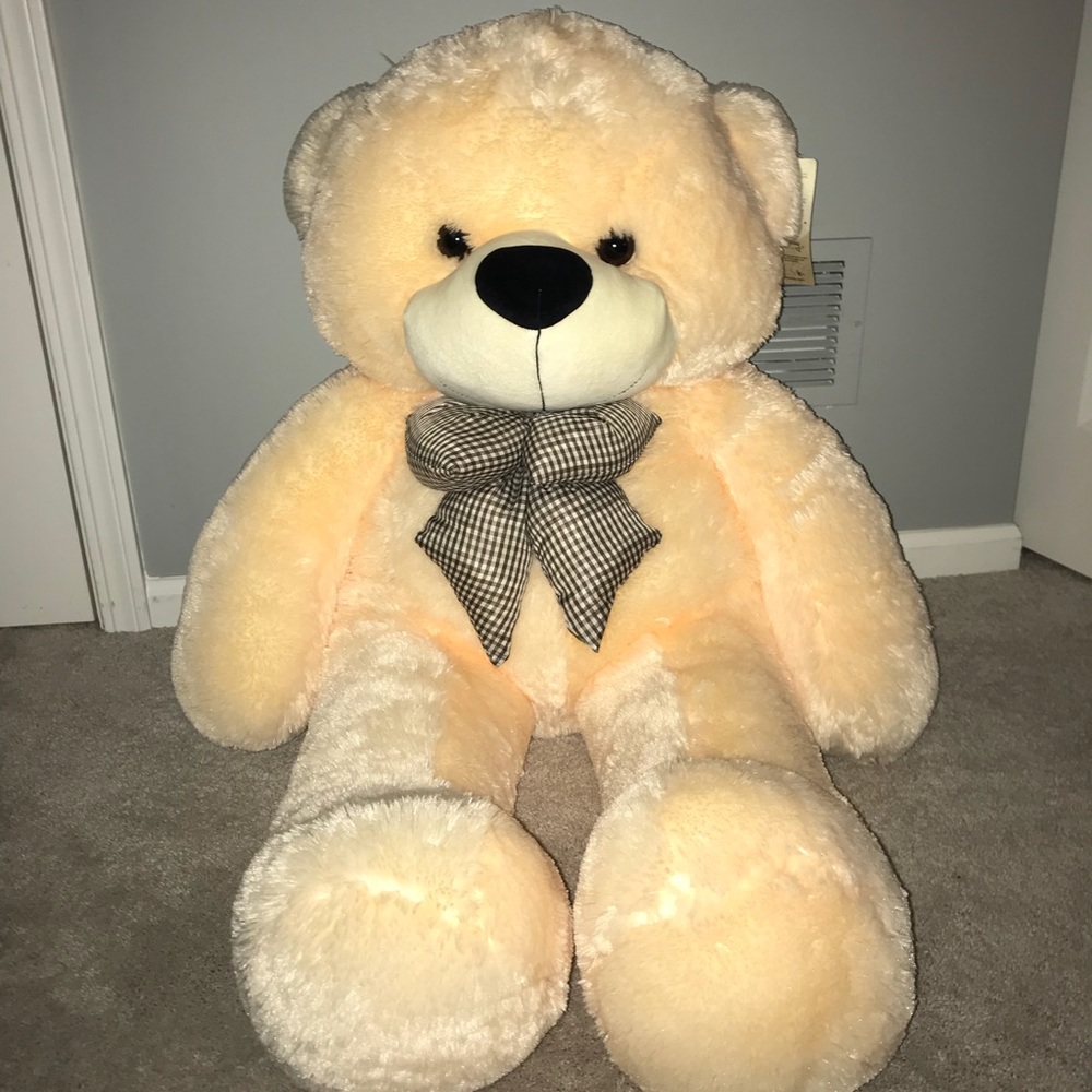 4 Ft lifesize cream teddy bear