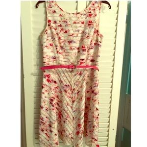 Jessica Simpson sleeveless dress